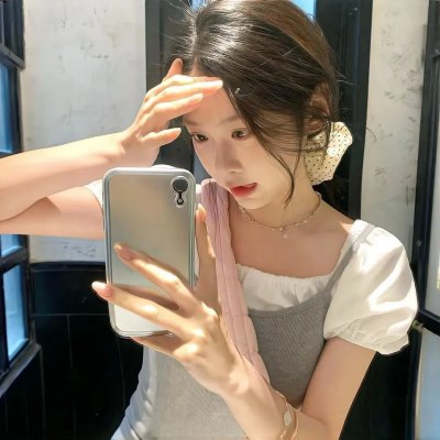 他不是我